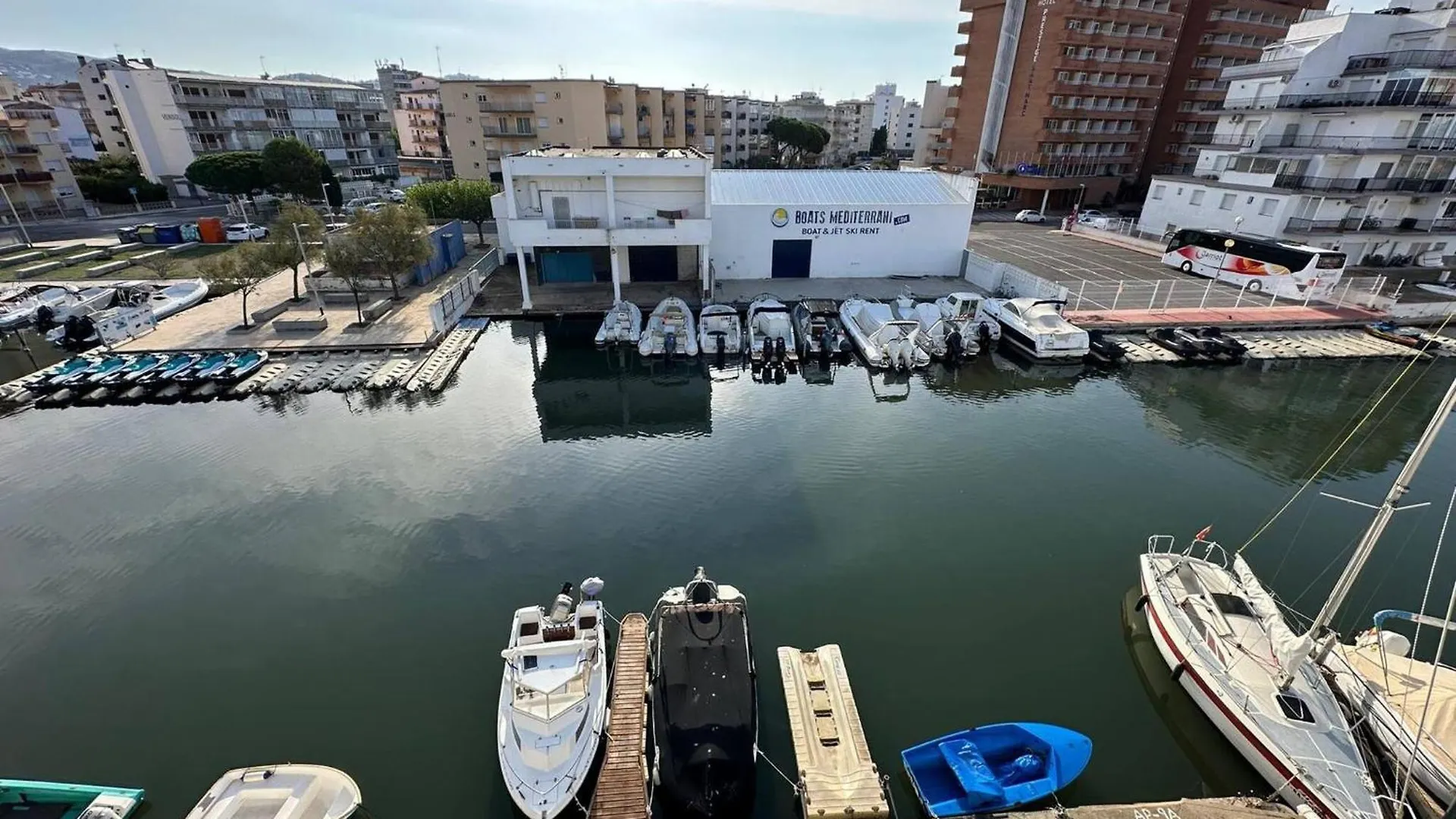 Precioso Apartamento Con Vistas Canal Cerca Playa Av-62 Ρόζες