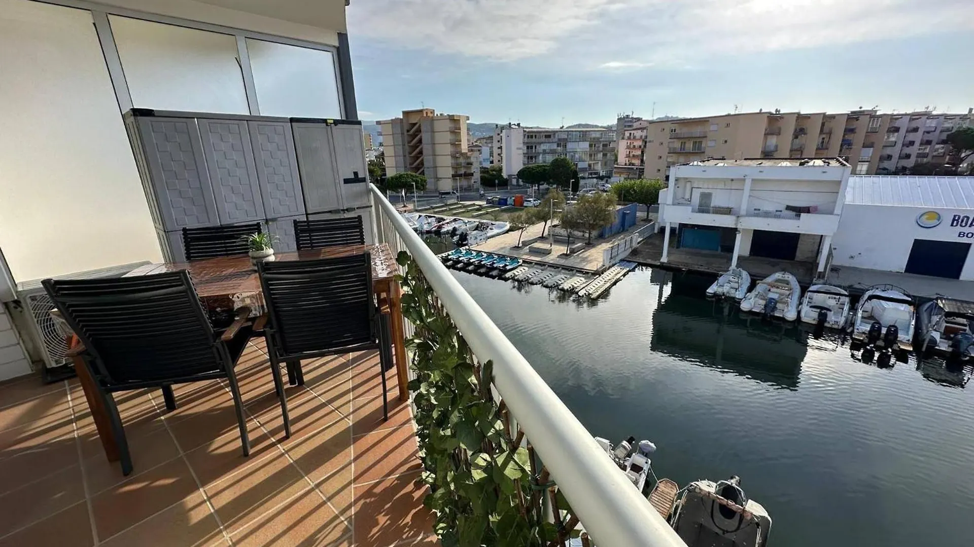 Διαμέρισμα Precioso Apartamento Con Vistas Canal Cerca Playa Av-62 Ρόζες