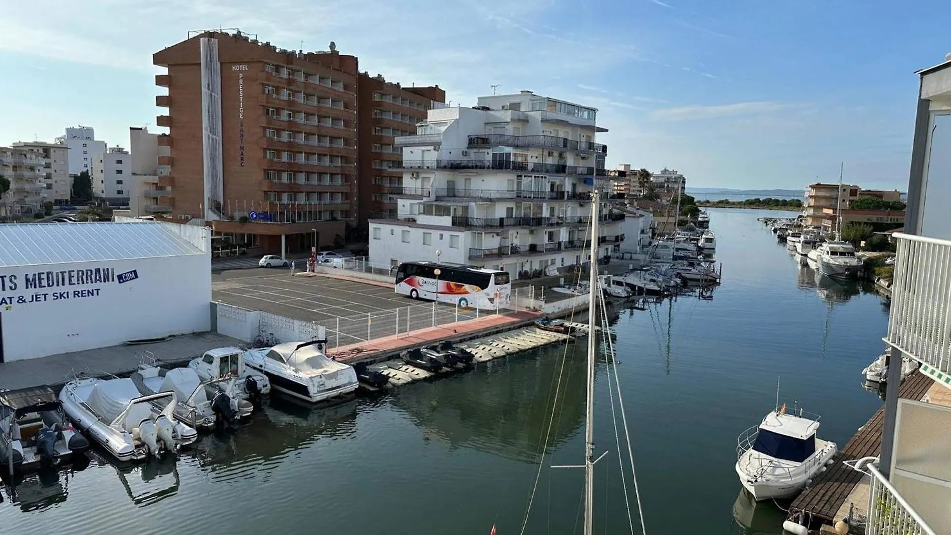 Precioso Apartamento Con Vistas Canal Cerca Playa Av-62 Ρόζες